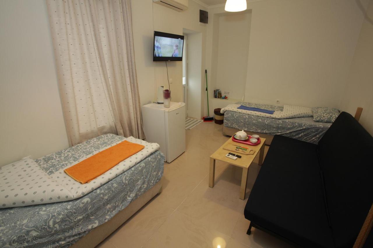Sukhum City Mini Hotel Sukhumi Luaran gambar